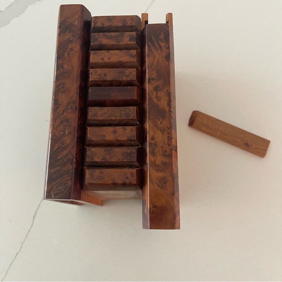 Moroccan Thuya Burl Wood Secret Box with key 🔑 - Picture 3 of 15